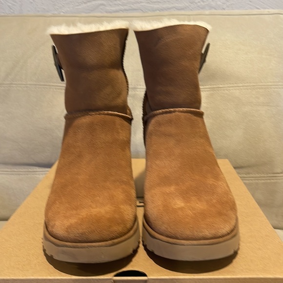 UGG Classic Femme Button Toggle Wedge Boot - Picture 2 of 12